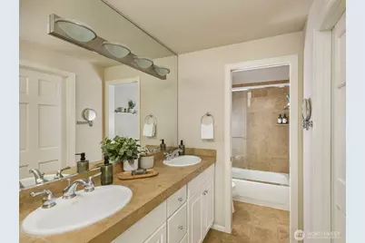 13810 SE 251st Street #24, Kent, WA 98042 - Photo 18