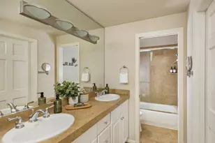 13810 SE 251st St, Kent, WA 98042 - Photo 18