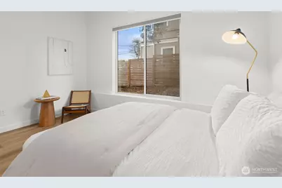 1508 18th Avenue #E, Seattle, WA 98122 - Photo 6