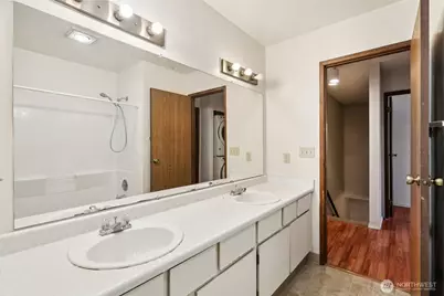 8823 Holly Drive #D203, Everett, WA 98208 - Photo 10