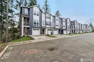 13717 Admiralty Way, Lynnwood, WA 98087 - Photo 2