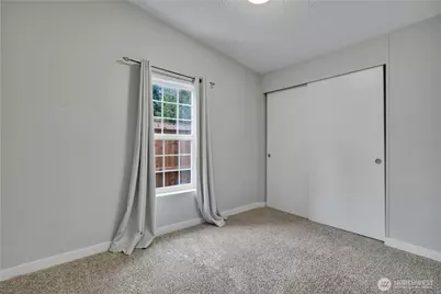 12818 Prairie Ridge Drive E, Bonney Lake, WA 98391 - Photo 22