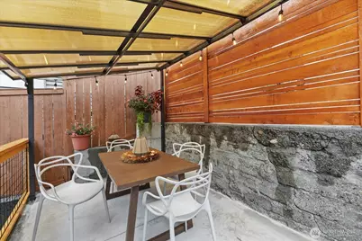 3252 13th Avenue W, Seattle, WA 98119 - Photo 18