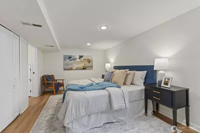 3252 13th Avenue W, Seattle, WA 98119 - Photo 24