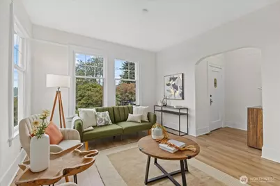 3252 13th Avenue W, Seattle, WA 98119 - Photo 10