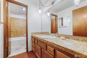 4223 NE 205th St, Lake Forest Park, WA 98155 - Photo 22