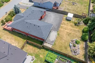 1890 Edgewood Dr, Camano Island, WA 98282 - Photo 26