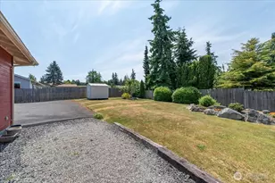 1890 Edgewood Dr, Camano Island, WA 98282 - Photo 24