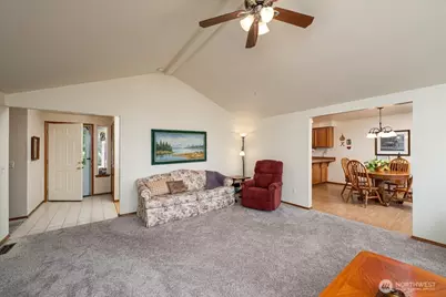 1890 Edgewood Drive, Camano Island, WA 98282 - Photo 6