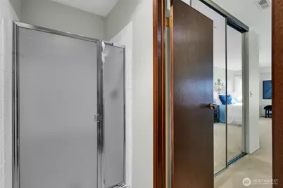 11300 1st Avenue NE #309, Seattle, WA 98125 - Photo 20