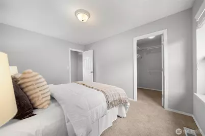 24034 SE 20th Street, Sammamish, WA 98075 - Photo 30