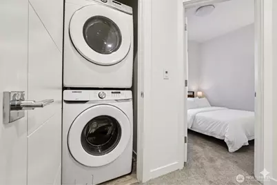 2403 SW Edmunds Street, Seattle, WA 98106 - Photo 16