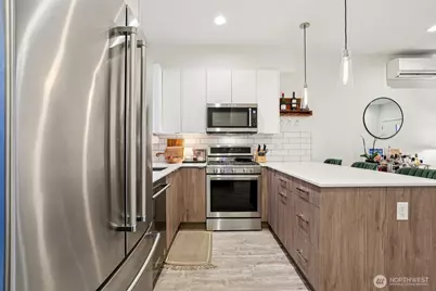 2403 SW Edmunds Street, Seattle, WA 98106 - Photo 8