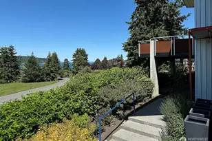 1649 Stewart Rd, Freeland, WA 98249 - Photo 8