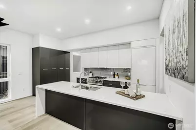 1114 26th Avenue #C, Seattle, WA 98122 - Photo 6