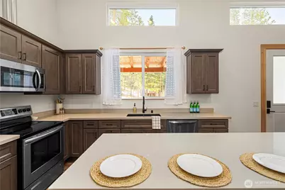 21817 Colt Road, Leavenworth, WA 98826 - Photo 14