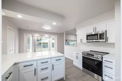 8216 Snohomish Road, Blaine, WA 98230 - Photo 4