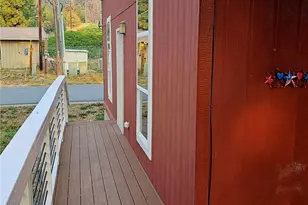 5 Columbia Dr, Barney's Junction, WA 99141 - Photo 2