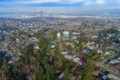 7233 36th Avenue SW, Seattle, WA 98126 - Photo 40