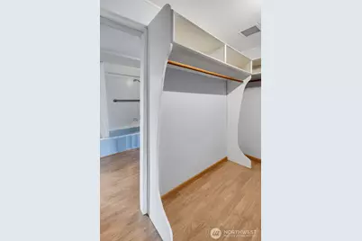 7233 36th Avenue SW, Seattle, WA 98126 - Photo 18