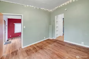 7233 36th Ave SW, Seattle, WA 98126 - Photo 16