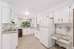 19101 1st Ave S, Normandy Park, WA 98148 - Photo 8