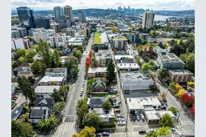 5043 11th Avenue NE, Seattle, WA 98109 - Photo 8