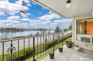 900 East Bay Drive Northeast, Olympia, WA 98506 - Photo 2