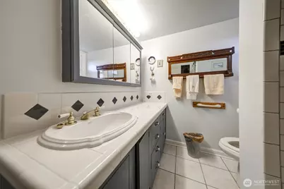 2536 N Lafayette Avenue, Bremerton, WA 98312 - Photo 28