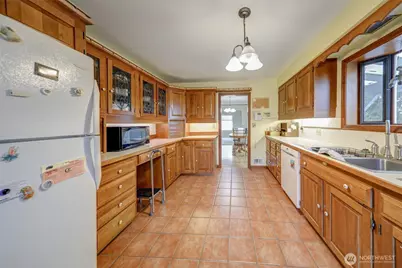 2536 N Lafayette Avenue, Bremerton, WA 98312 - Photo 10