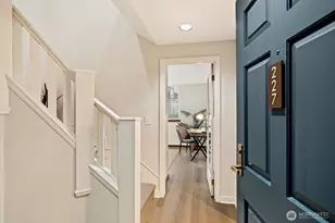 2350 10th Ave E, Seattle, WA 98102 - Photo 2