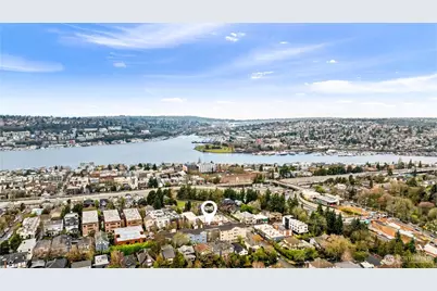 2350 10th Avenue E #227, Seattle, WA 98102 - Photo 32