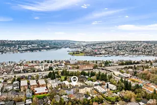 2350 10th Ave E, Seattle, WA 98102 - Photo 32