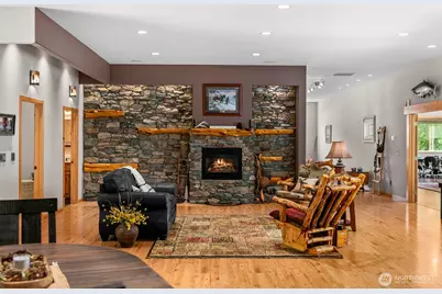 2720 NW Cascade Avenue, East Wenatchee, WA 98802 - Photo 6