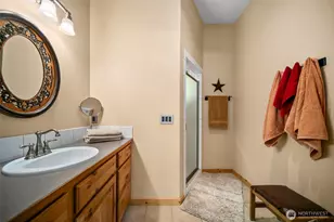 2720 NW Cascade Ave, East Wenatchee, WA 98802 - Photo 16