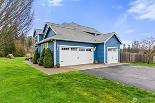 11920 Morris Rd SE, Yelm, WA 98597 - Photo 4