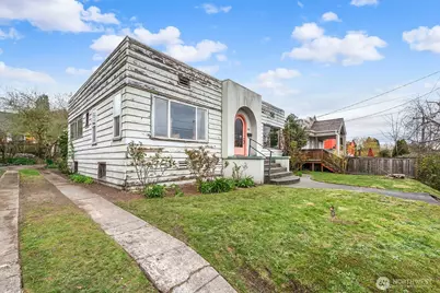 1142 N 77th Street, Seattle, WA 98103 - Photo 2