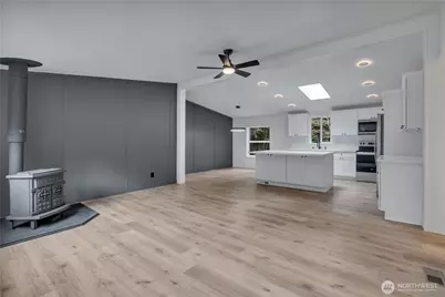 22225 Mountain Loop Highway, Granite Falls, WA 98252 - Photo 4