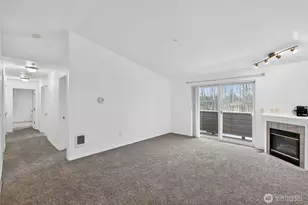 1001 W Casino Rd, Everett, WA 98204 - Photo 22