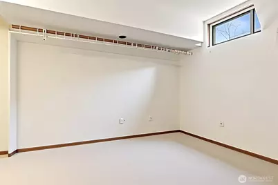 8902 30th Avenue NW, Seattle, WA 98117 - Photo 16