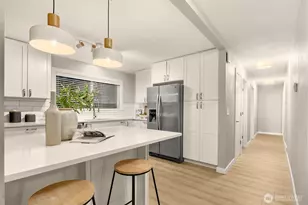 7010 NE 153rd Pl, Kenmore, WA 98028 - Photo 10