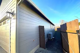 520 Rainbow Way, Kelso, WA 98626 - Photo 2