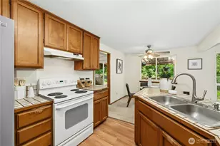 15725 88th Ave Ct E, Puyallup, WA 98375 - Photo 10