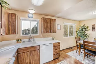 19114 60th St E, Lake Tapps, WA 98391 - Photo 10