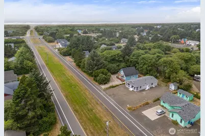 130 Pacific Boulevard NW, Ocean Shores, WA 98569 - Photo 32