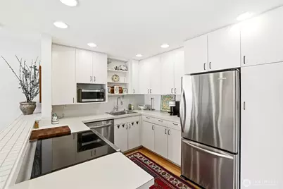 1600 43rd Avenue E #209, Seattle, WA 98112 - Photo 8