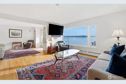 1600 43rd Avenue E #209, Seattle, WA 98112 - Photo 4