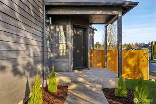 9041 S Sheridan Ave, Tacoma, WA 98444 - Photo 4