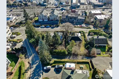6330 NE 181st Street, Kenmore, WA 98028 - Photo 4