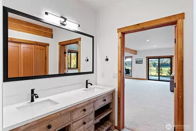 42524 Dean Kreger Rd E, Eatonville, WA 98328 - Photo 26